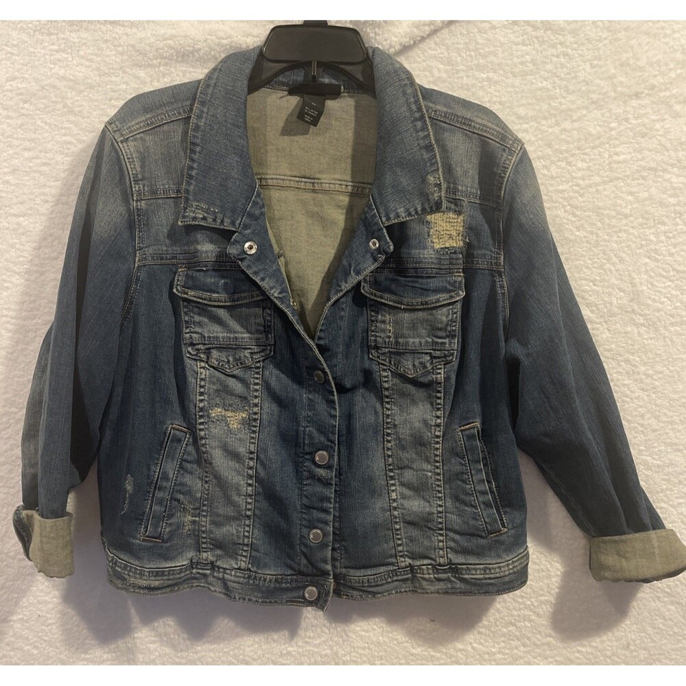 Lane Bryant Stone Wash Denim Jean Jacket Distressed Cropped Size 22 Pockets Snap